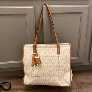 Michel Kors Medium Tote